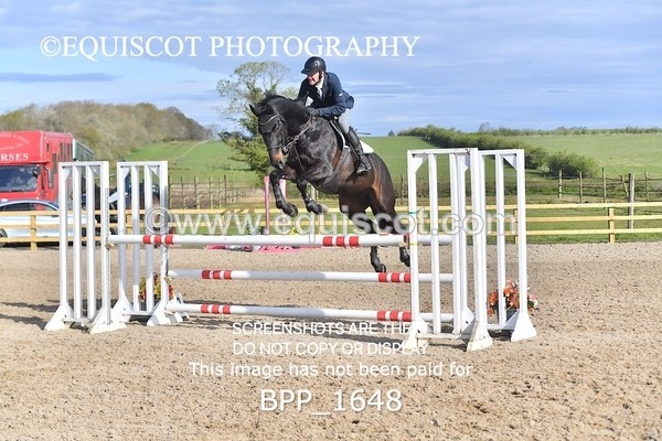 BPP_1648 - CLASS 18 SUN Senior Newcomers/ 1.10m Open