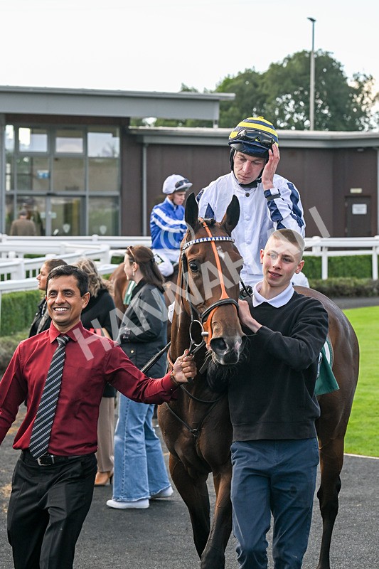 100924-Race 4-Scarboroughwarning-0373 - Race 4