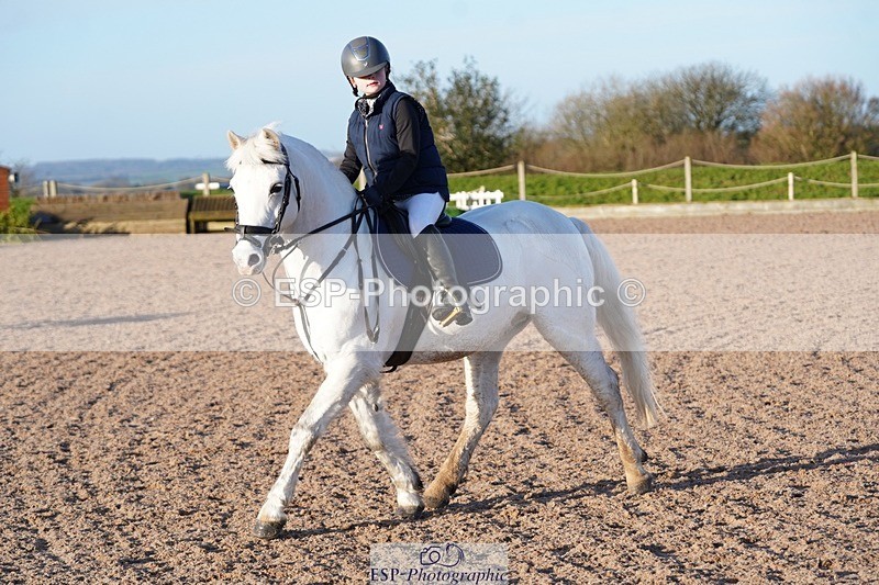 250125-101540-00925 - Clear Round 40cm and 50cm