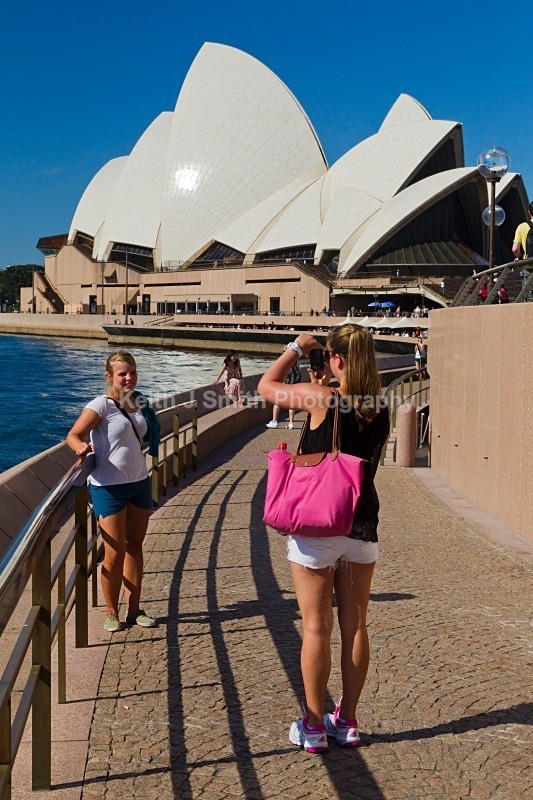 1KJS9813 RM) - Worldwide