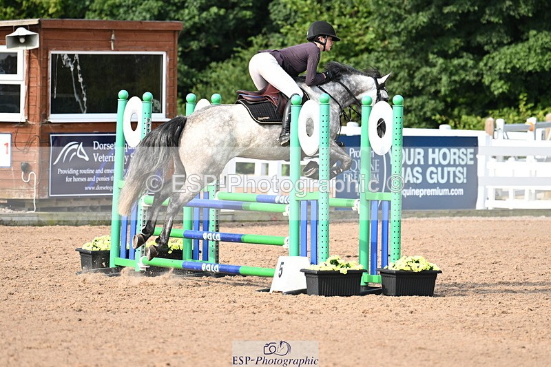 240802A-093102-03397 - Cls 21 A&B Brit Nov & 90cm Open