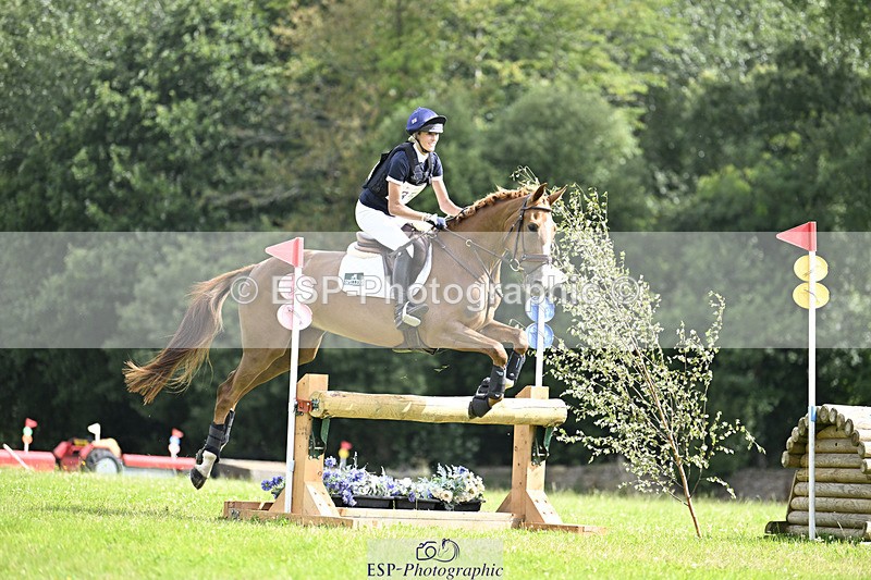 240804-103740-10586 - 353-Maja_Hullah-ORANJE_SPR