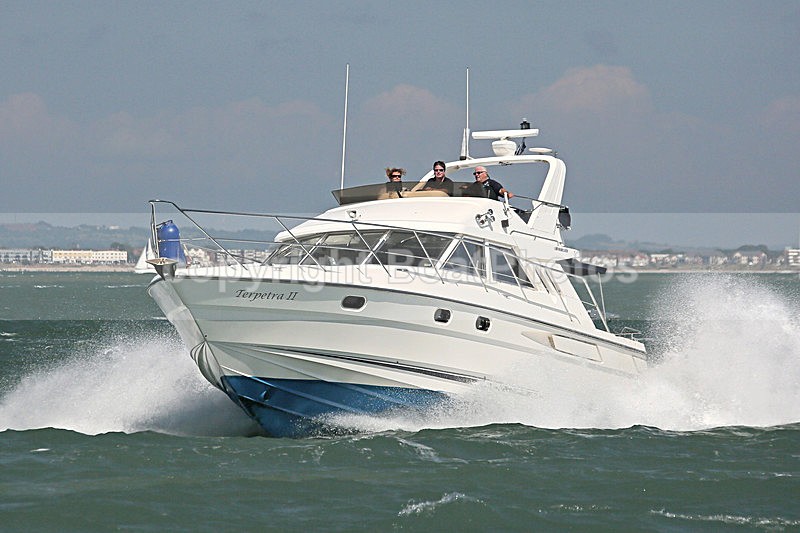 160723 TERPETRA II - FAIRLINE Y92A8666 - Flybridge Cruisers