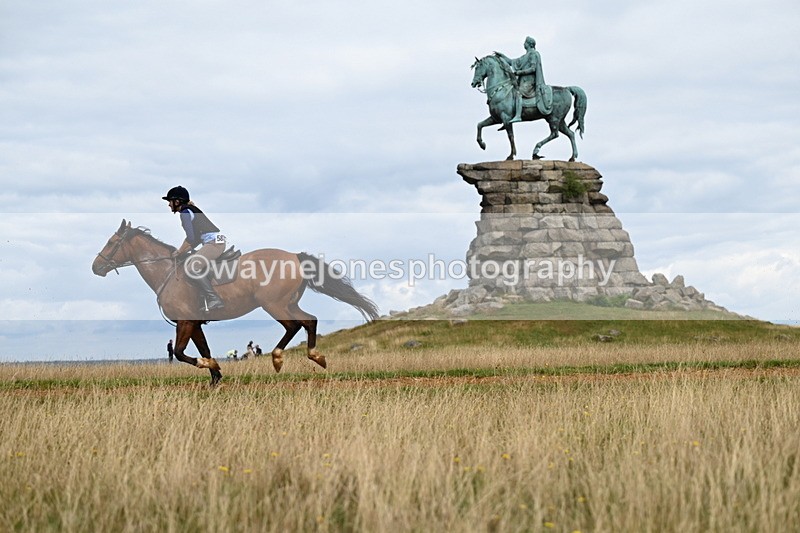 DSC_6428 - Time at Statue 12:17 to 12:44
