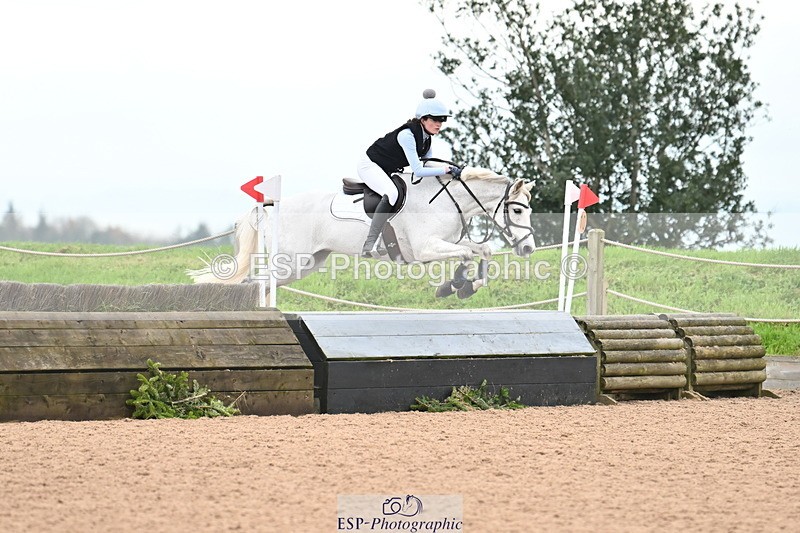 241110A-122212-00817 - 80cm 11.30 to End