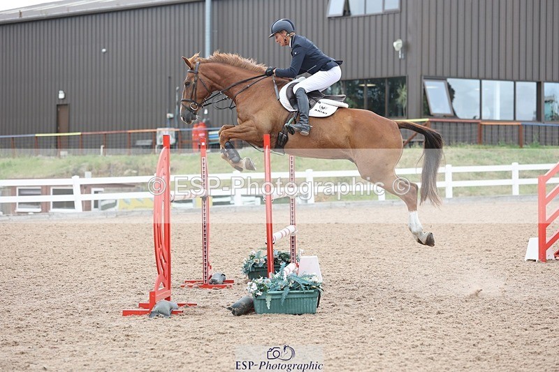 250625-150130-01276 - Cls 6 Foxhunter and 1.20m Open