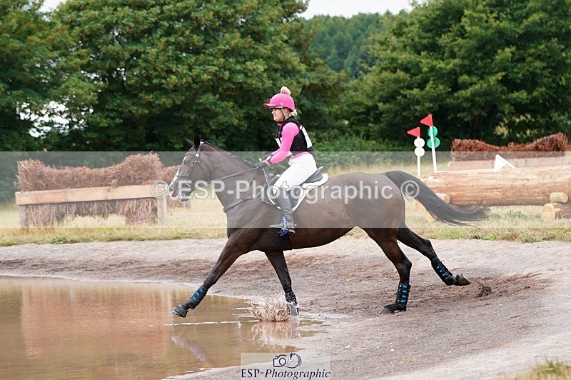 250803A-104208-10309 - L-504-Chloe.Williams-FIRST.LADY