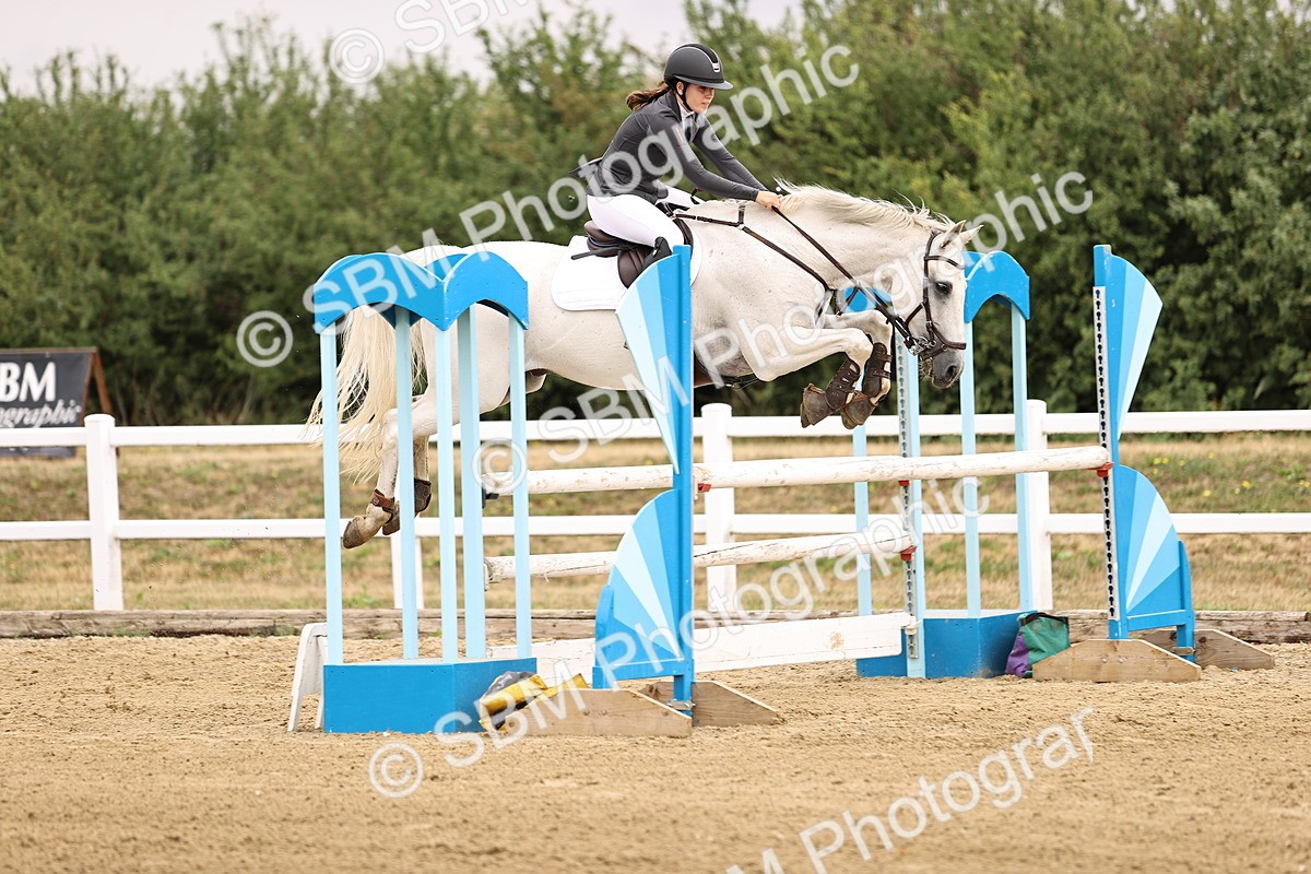 SBM_026298 - Class 12 - Amateur Championship Qualifier 1.05m