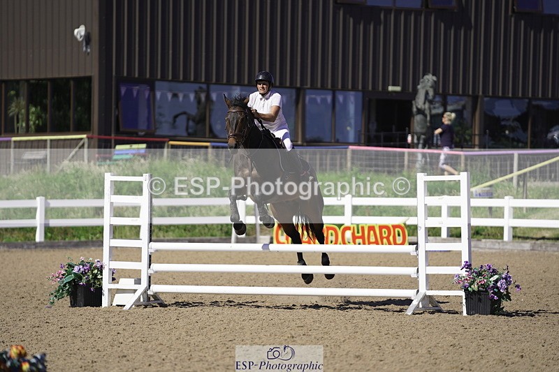 230624A-171016-02670 - Cls 31 85cm Amateur Quali