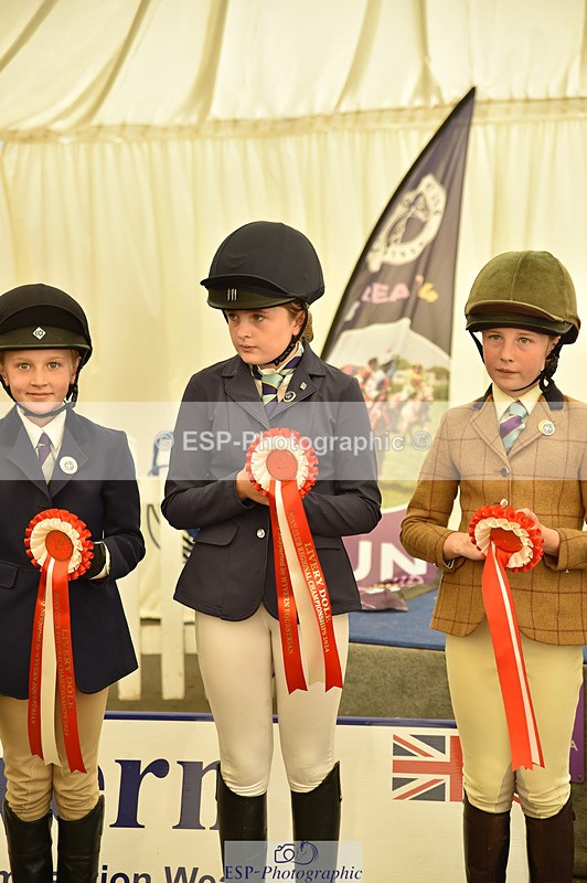 240824X-145246-30231 - D70 and 70cm SJ Presentations