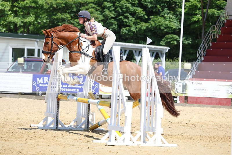 3E7A9767 - Class 8: Senior 80cm