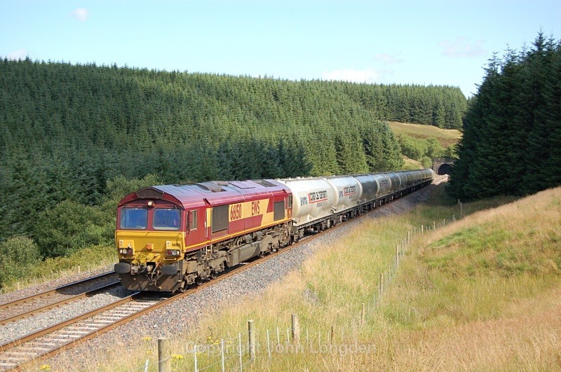 7.8.09 - 66150 6M00 Mossend - Clitheroe, Rise Hill Tunnel - Rise Hill Tunnel South