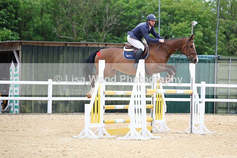 3E7A9523 - Class 9: Senior Foxhunter/1.20 open