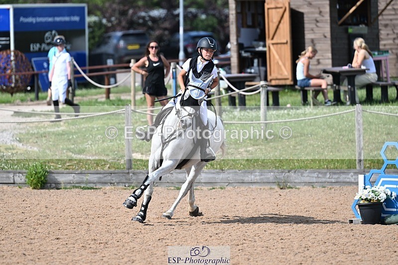260626-163427-00591 - Cls 2 Pony Intro 90cm