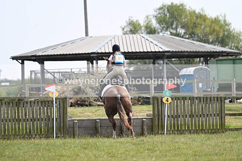 WJ7_6874 - 60cm XC Time 12:55 to 13:19