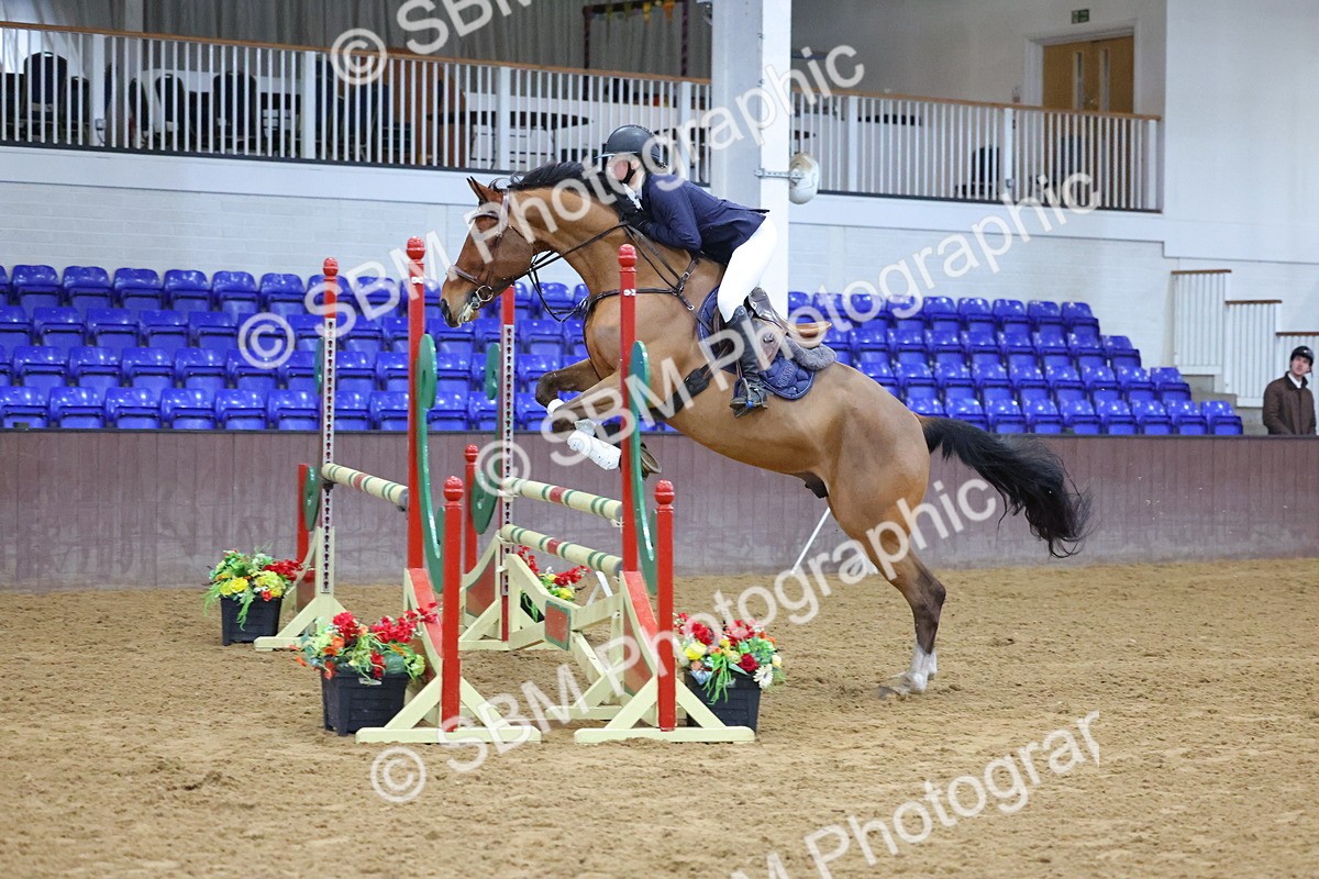 1I0A4775 - Class 9 - Senior Newcomers/ 1.10m Open