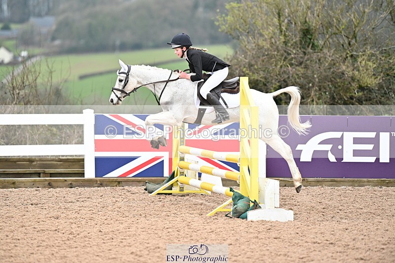 240309A-103125-00115 - Cls 1 Pony Intro 70cm