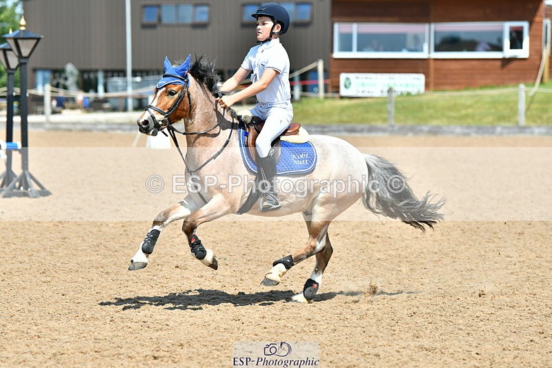 230625A-112152-03731 - Cls 34 Stepping Stones 128 + 138cm