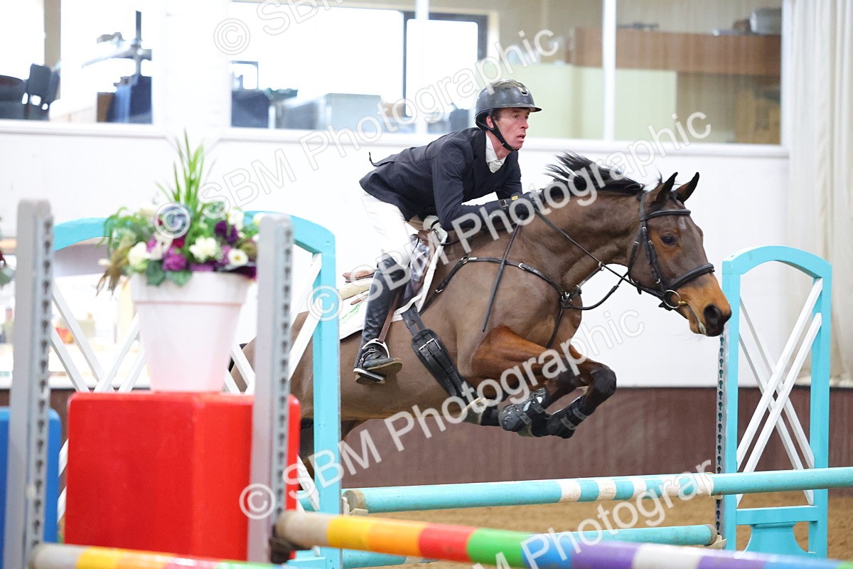 1I0A4800 - Class 9 - Senior Newcomers/ 1.10m Open