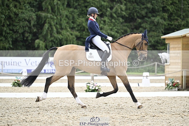 000101-200933-04087 - 418-REHY_DJ-Yasmin_Ingham