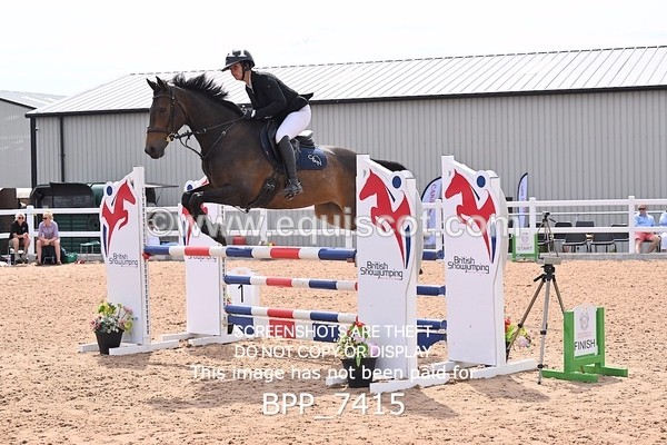 BPP_7415 - CLASS 15 FRI Senior 1.05m Open
