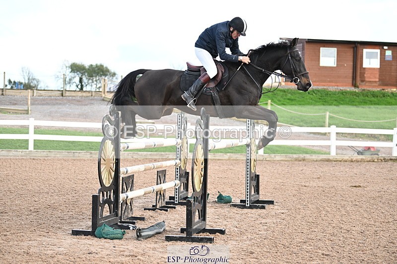 241023A-152743-01200 - Cls 5 Foxhunter and 1.20m Open
