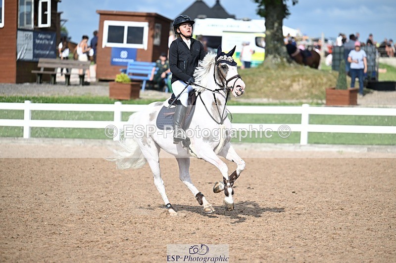 260627-175247-05876 - Cls 27 Foxhunter and 1.10m