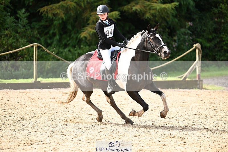 240824X-110632-25083 - 70cm Round 2 10.30 to 12.10