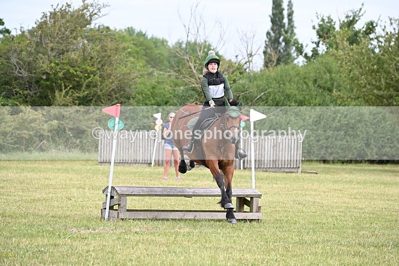 WJ6_6494 - 60cm XC Time 10:17 to 10:49