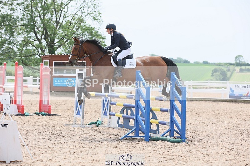 250523-121626-01242 - Cls 09 A&B  Snr Disc & 1.00m Open