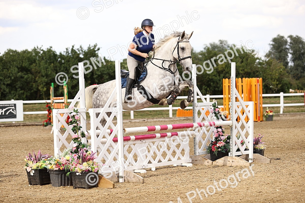 SBM_002341 - Class 18 - Ariat Senior British Novice- 90cm Open