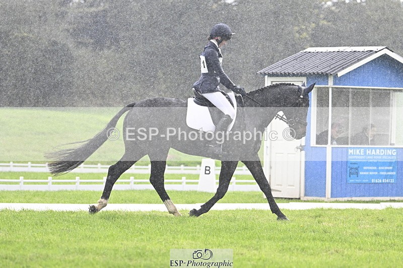 251023A-121649-04051 - F-421-Isabella.Hooton