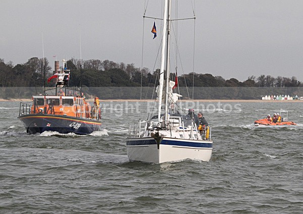 100411 JLP SAILING CLUB - RNLI IMG_0296 - APRIL 11th 2010 - JLP SAILING CLUB & RNLI