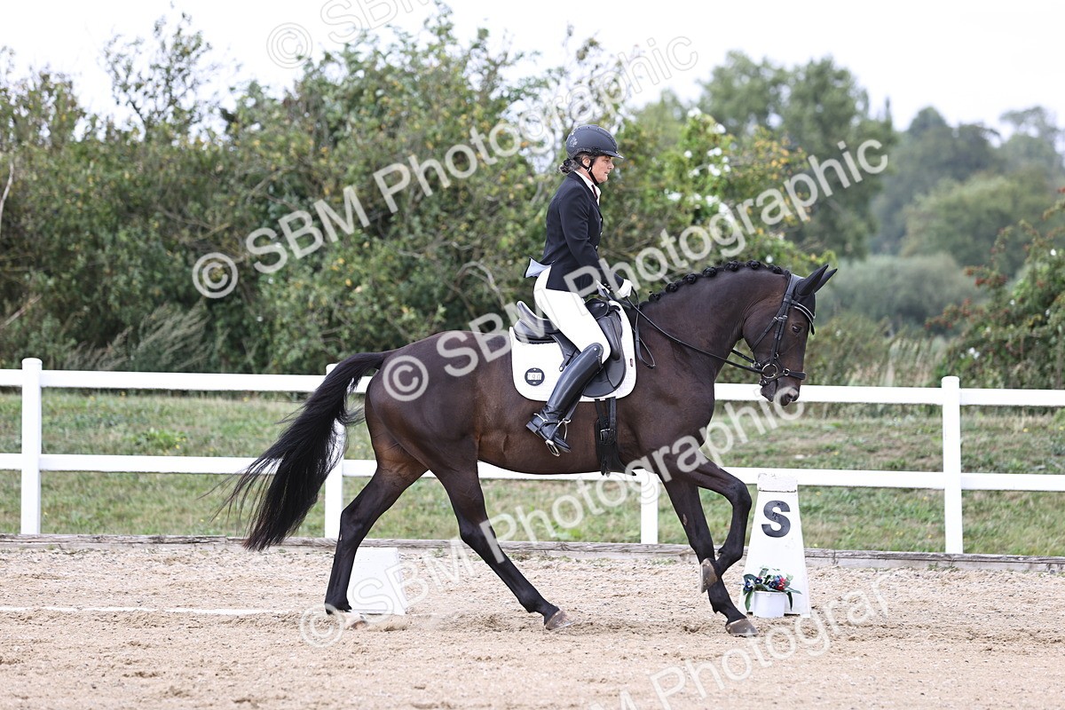 SBM_017957 - Class 14 - Novice 23 - 15.16-16.19