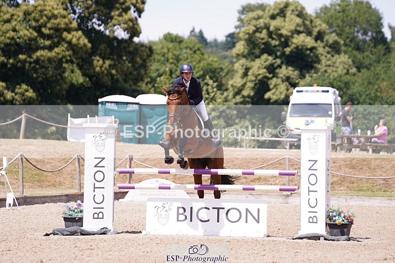 250704A-141658-11586 - Cls 22 Snr 1.15m Members Cup