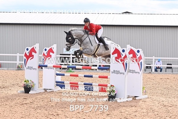 BPP_7739 - CLASS 16 FRI GFS Saddles Senior Newcomers/1.10m Open