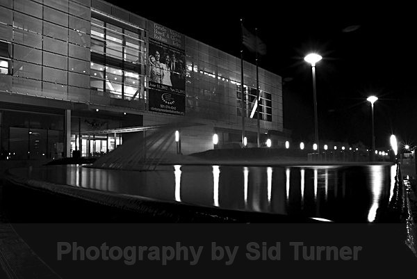 Clinton Library in Black and White - Cityscapes and buildings