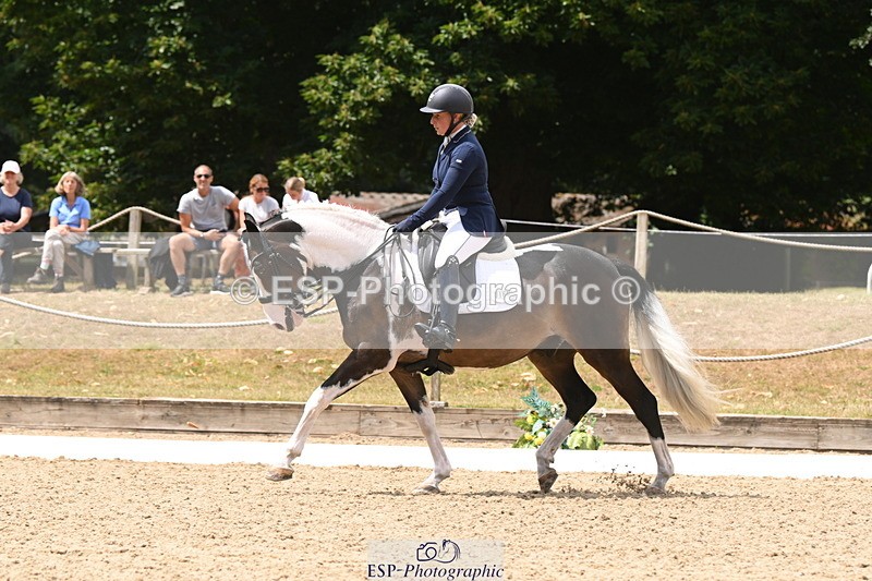 250720A-123618-10387 - 164-Dominique.Kinnaird-Perry-Pallas.Vanquish