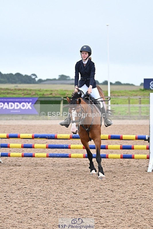 240813-184359-00748 - Classes 5 A&B & 6 80cm