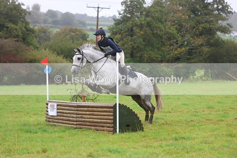 3E7A1235 - Class 2: 70cm: Half Roll Top