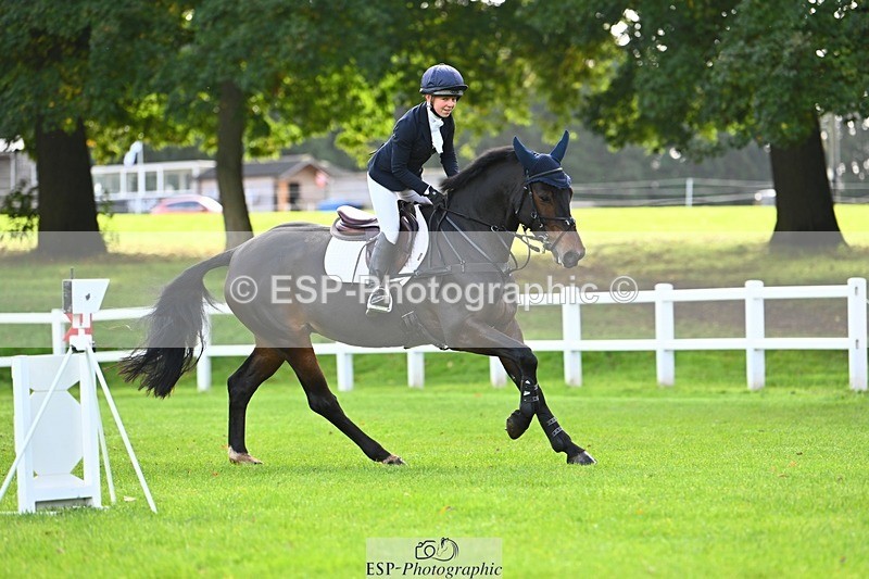 231020-112321-06457 - 108-BELGRAVE.IRENA-Lizzie.Scholefield-SJ