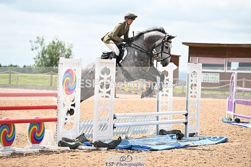 250611-134251-00694 - Cls 6 Snr Foxhunter & 1.20m Open