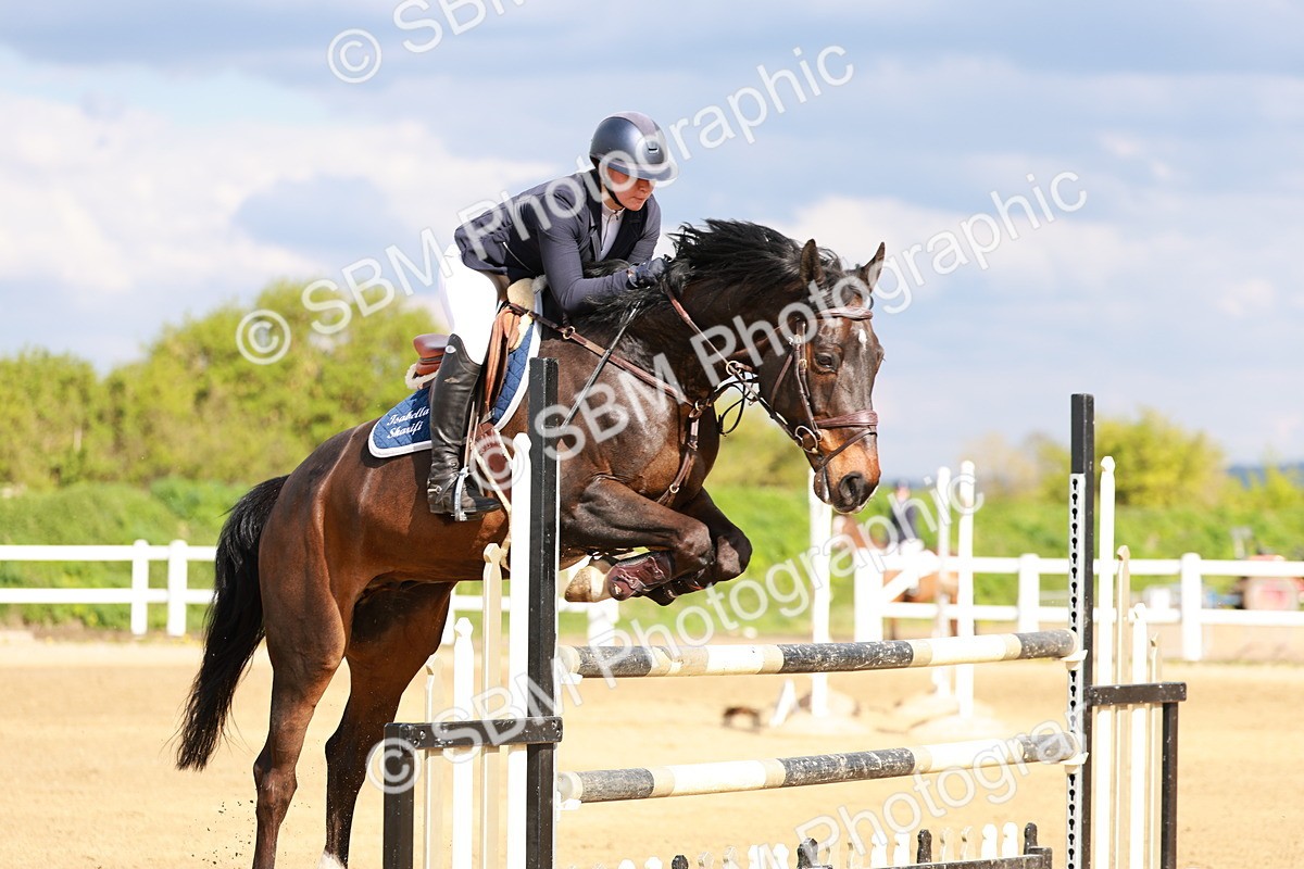 SBM_002522 - Class 5 - Senior Foxhunter - 1.20m