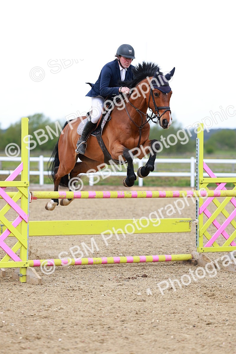 SBM_002361 - Class 10 - Senior Newcomers - 1.10m