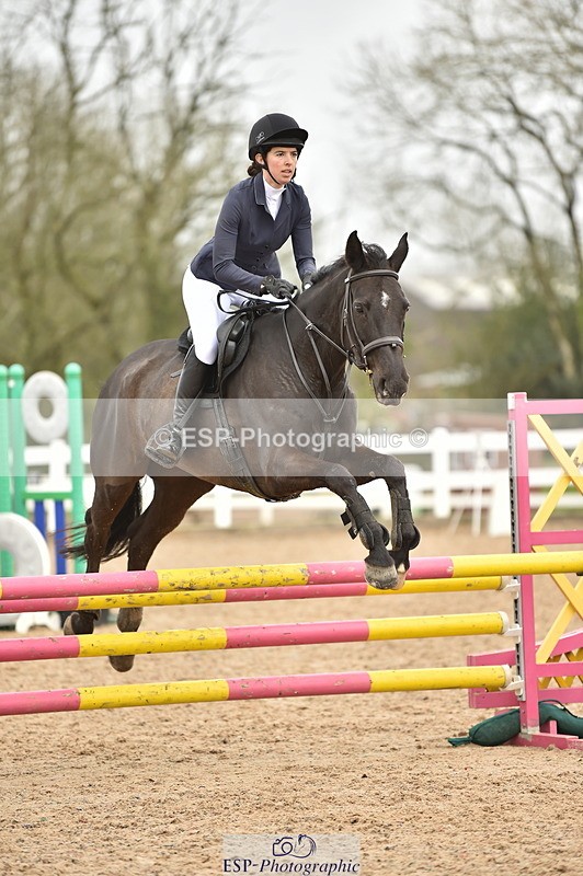 240405A-105426-00621 - Cls 8 British Novice and 90cm Open