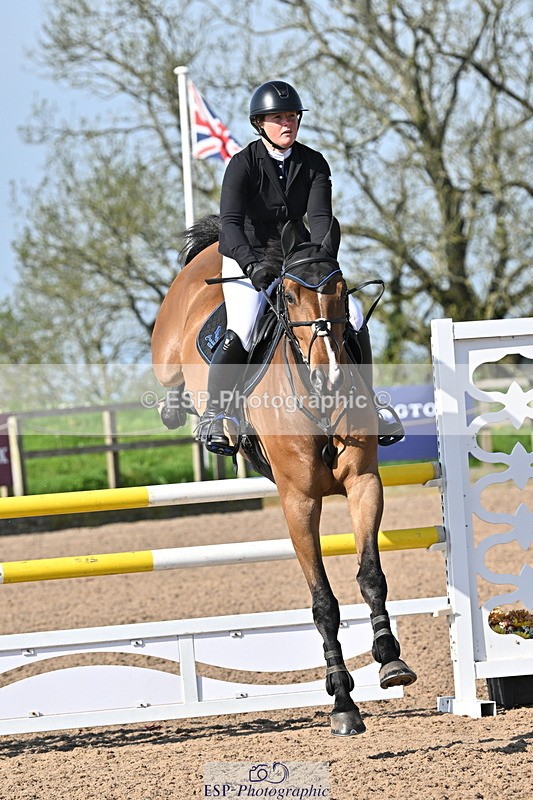 240509A-091527-00499 - Cls 8 Foxhunter