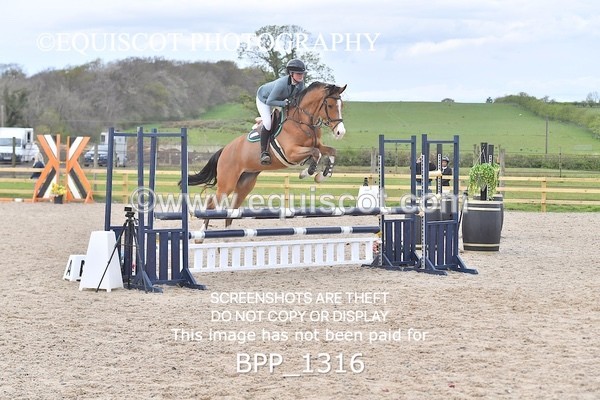 BPP_1316 - CLASS 15 SAT Senior BritiNovice/ 90cm Open