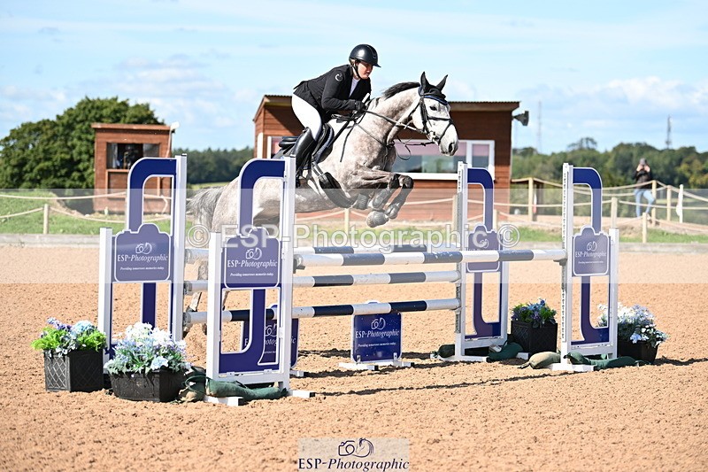 240913A-114231-03934 - Cls 14 Snr Newcomers