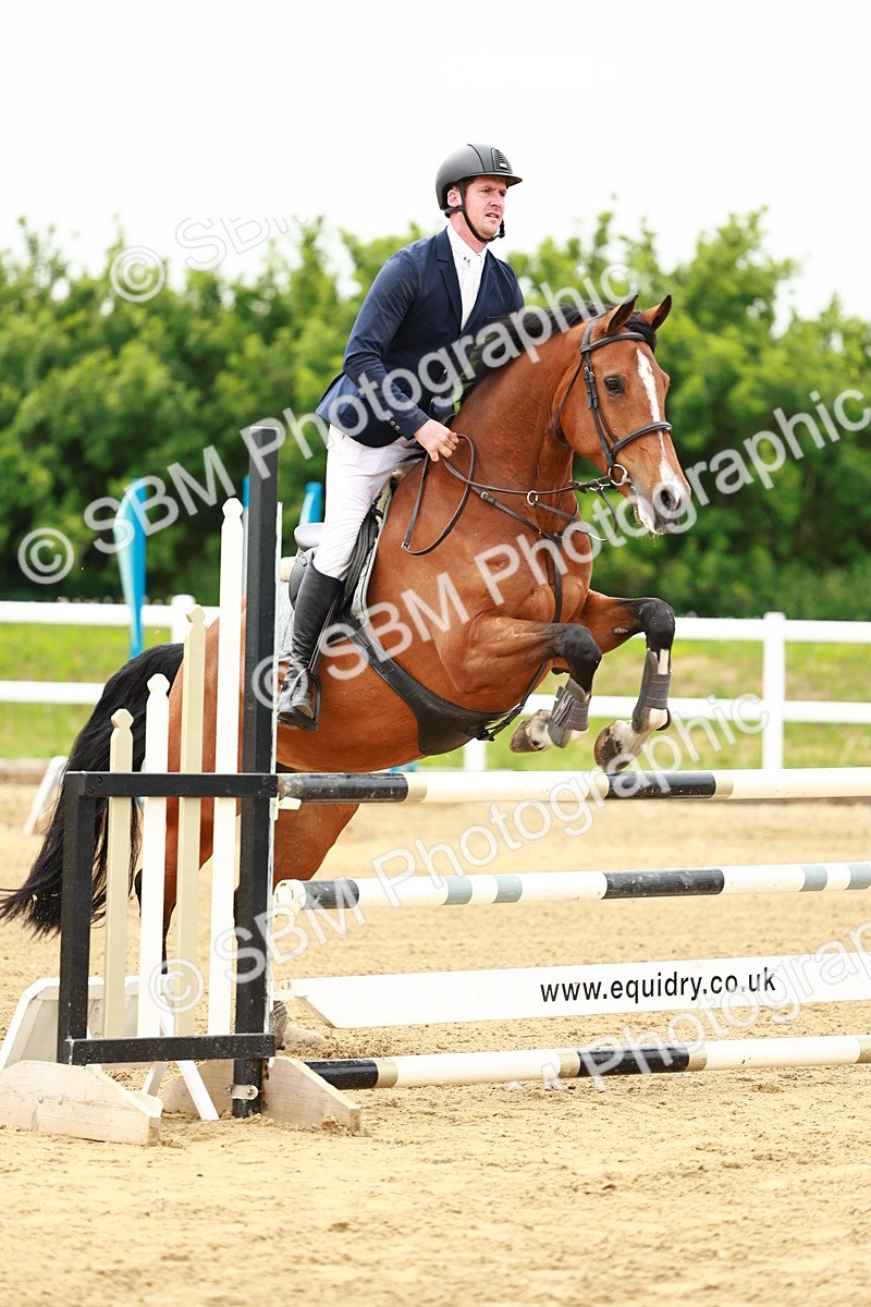 SBM_000646 - Class 3 - Senior Discovery - 1.00m