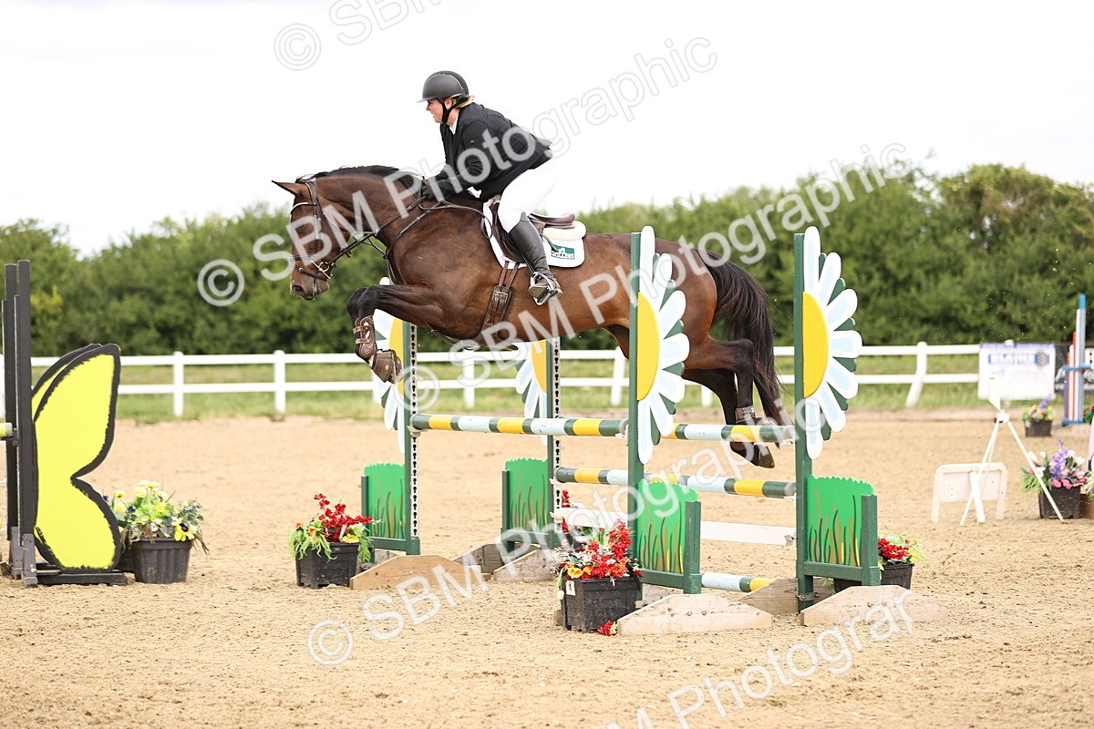 SBM_007379 - Class 18 - Senior 1.05m
